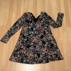 Floral Long Sleeve Lace Up Back Women’s Dress